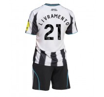 Newcastle United Tino Livramento #21 Koszulka Podstawowa dzieci 2025-26 Krótki Rękaw (+ krótkie spodenki)